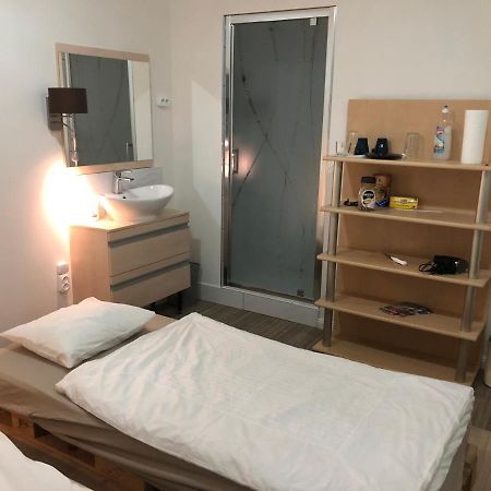 Bed4U Mini Studio Sienna 17 Appartement Lublin Buitenkant foto